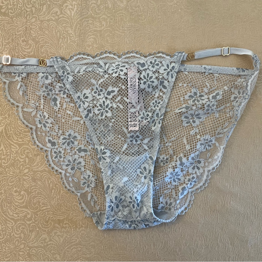 Victoria’s Secret Bikini Panty Crochet Lace S NWT